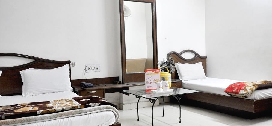 Adb Rooms Hotel Indo Continental Ню Делхи Екстериор снимка