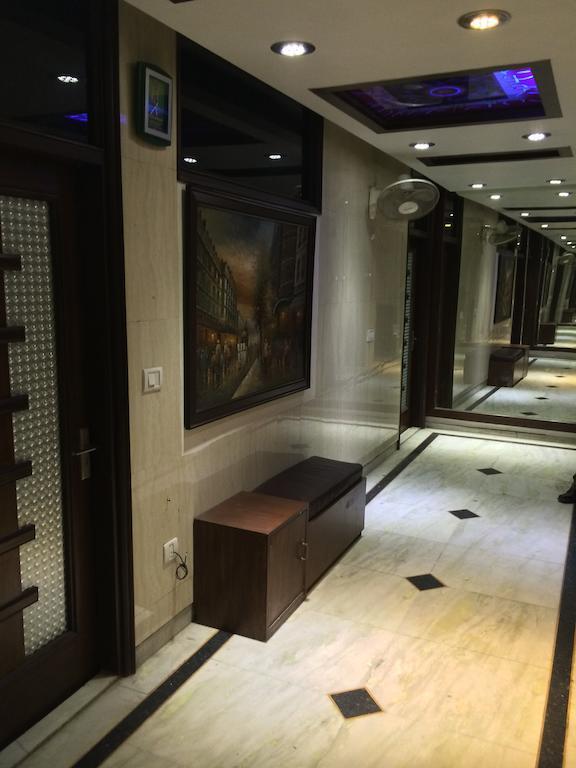 Adb Rooms Hotel Indo Continental Ню Делхи Екстериор снимка