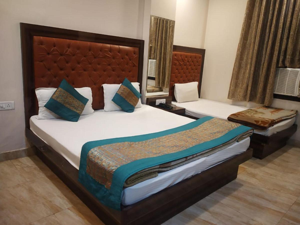 Adb Rooms Hotel Indo Continental Ню Делхи Екстериор снимка