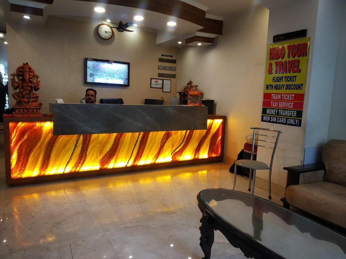 Adb Rooms Hotel Indo Continental Ню Делхи Екстериор снимка