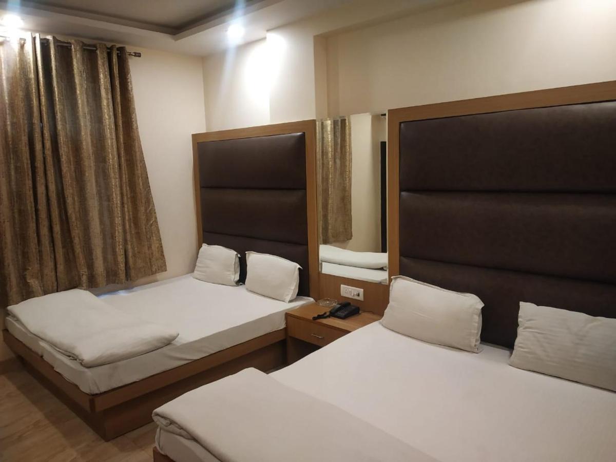 Adb Rooms Hotel Indo Continental Ню Делхи Екстериор снимка