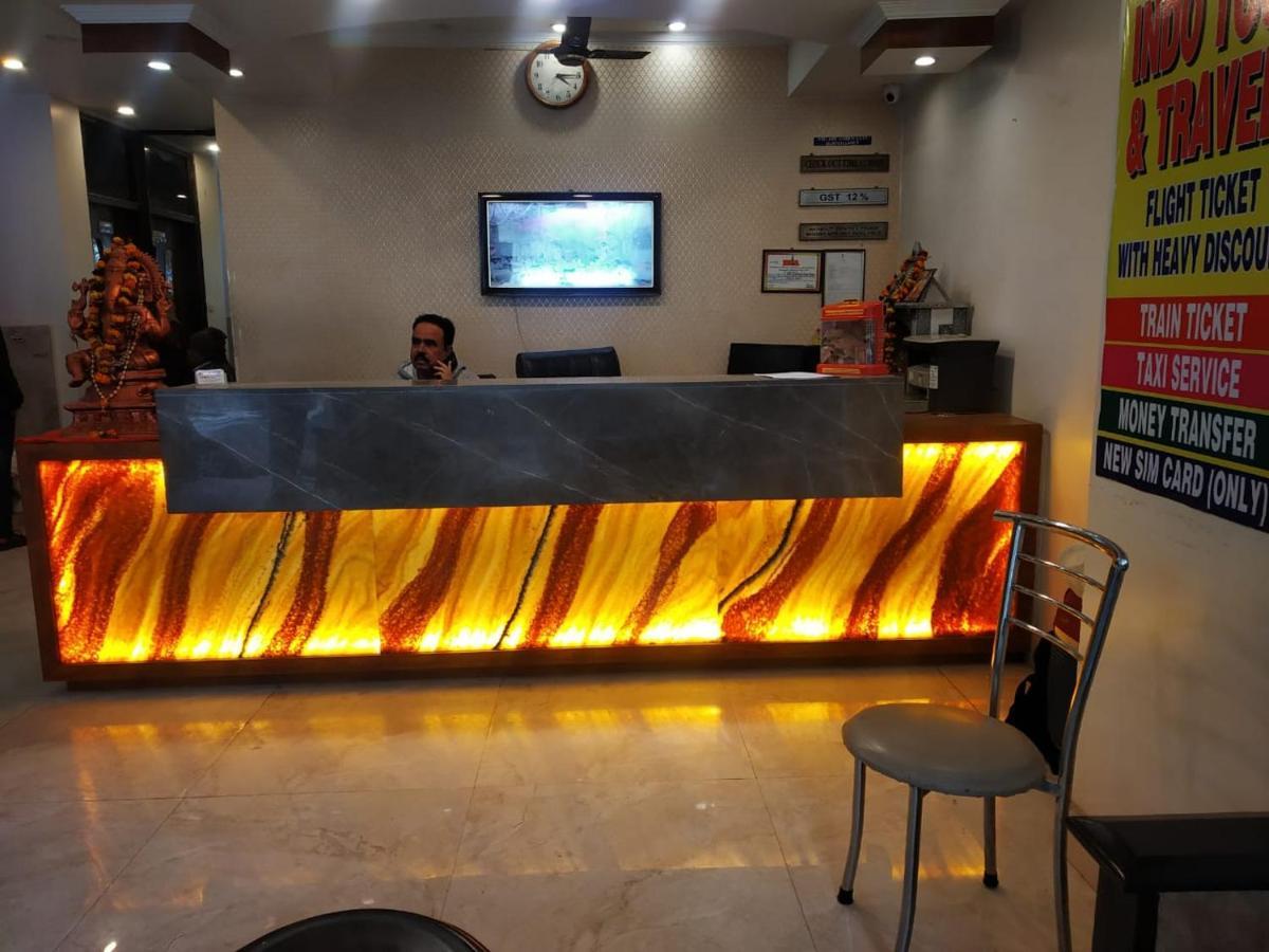 Adb Rooms Hotel Indo Continental Ню Делхи Екстериор снимка