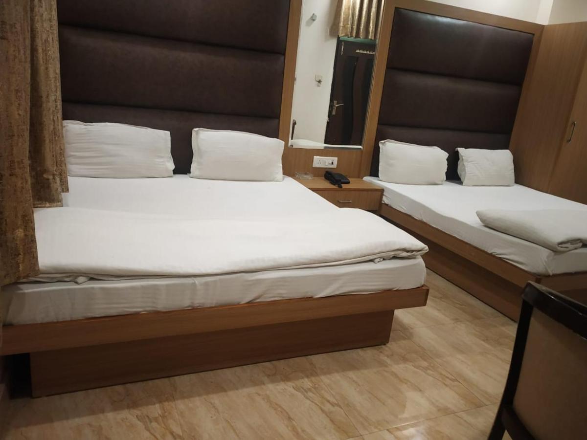 Adb Rooms Hotel Indo Continental Ню Делхи Екстериор снимка